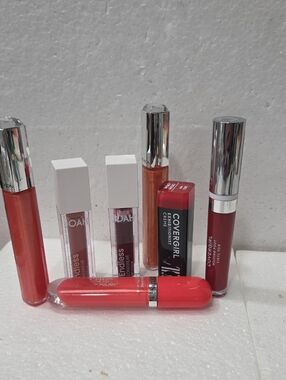 Mixed Red & Coral Lip Gloss Collection - Assorted Shades 7pcs. #1